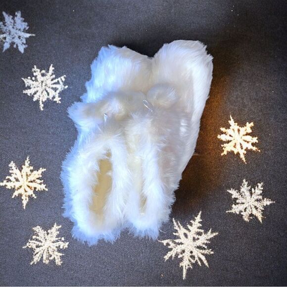 POM-POM Fuzzy Booties Slippers l L (9) l EUC - Picture 4 of 9
